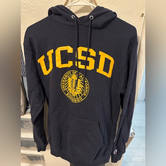 Navy UCSD hoodie - Picture 1 of 4